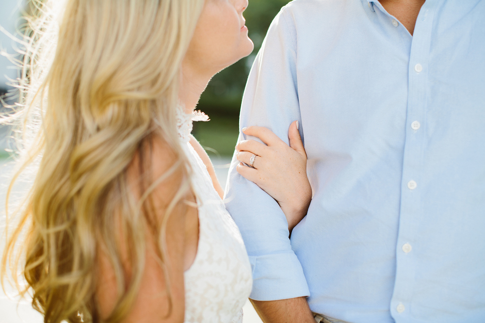 A beautiful photo of the couple. 