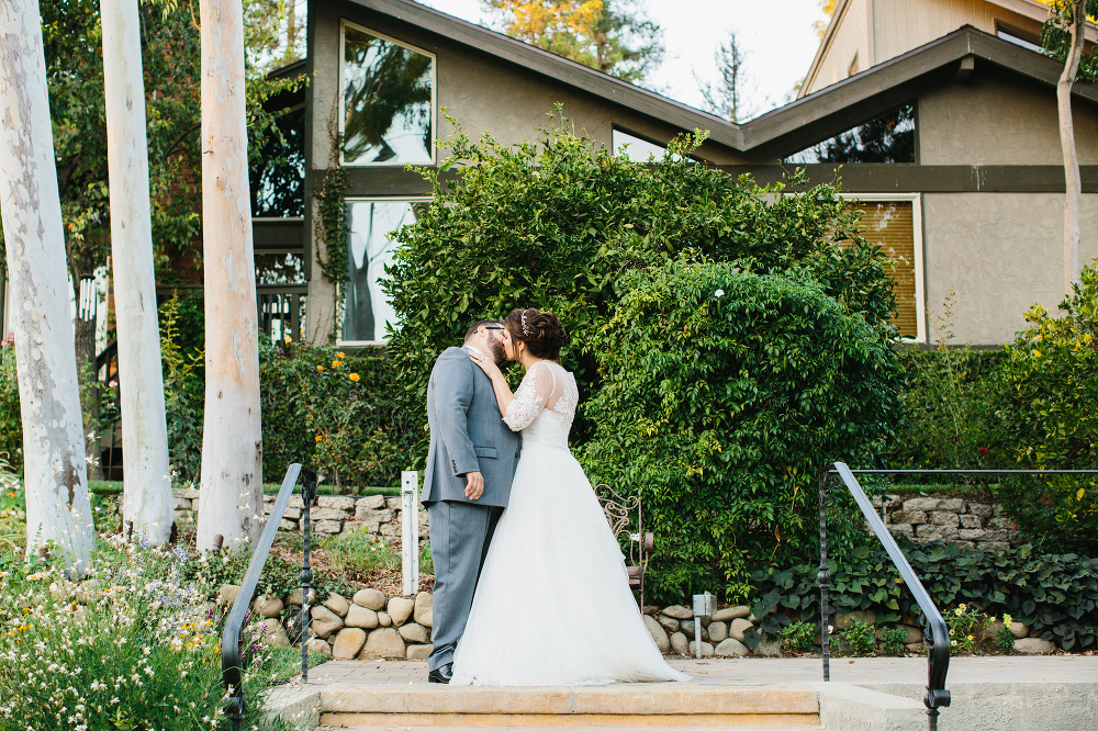 A kiss during the grand entrance. 